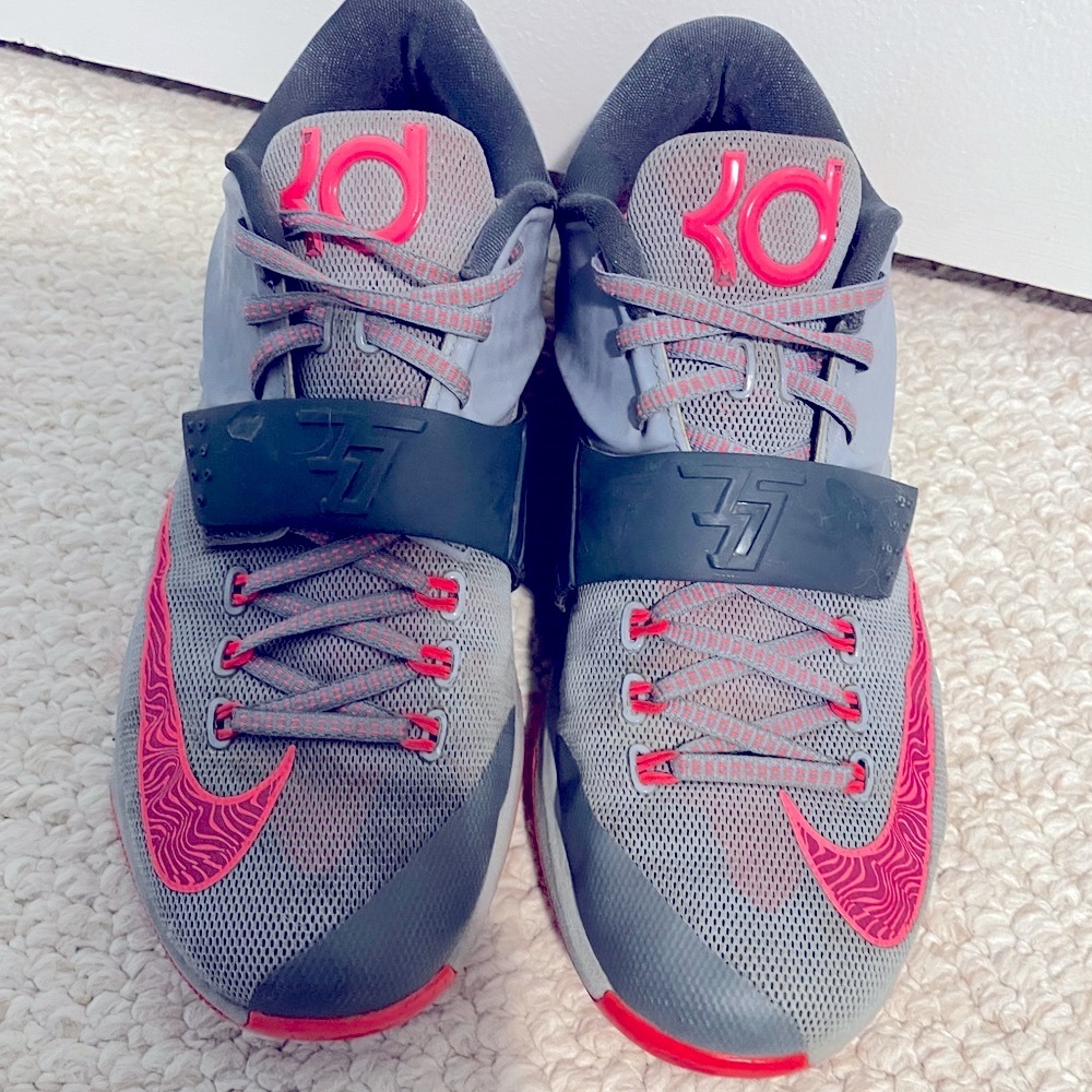 KD 7 CALM BEFORE THE STORM SNEAKERS